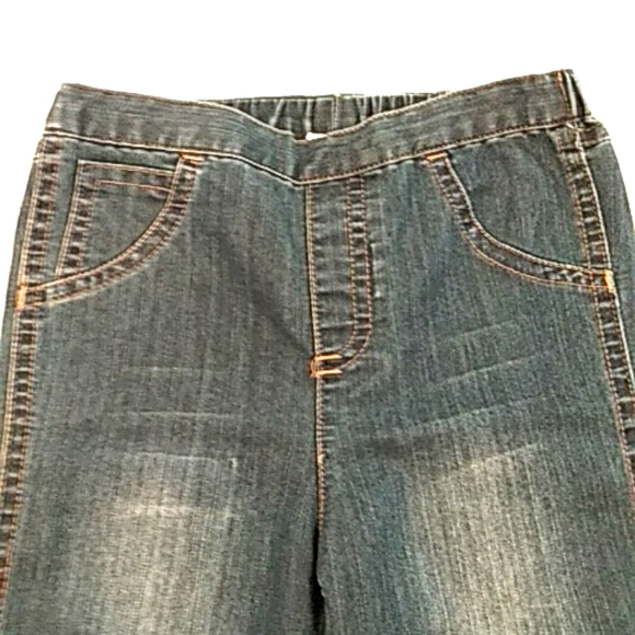 Starting Out Distressed Jeans - Picture 2 of 4